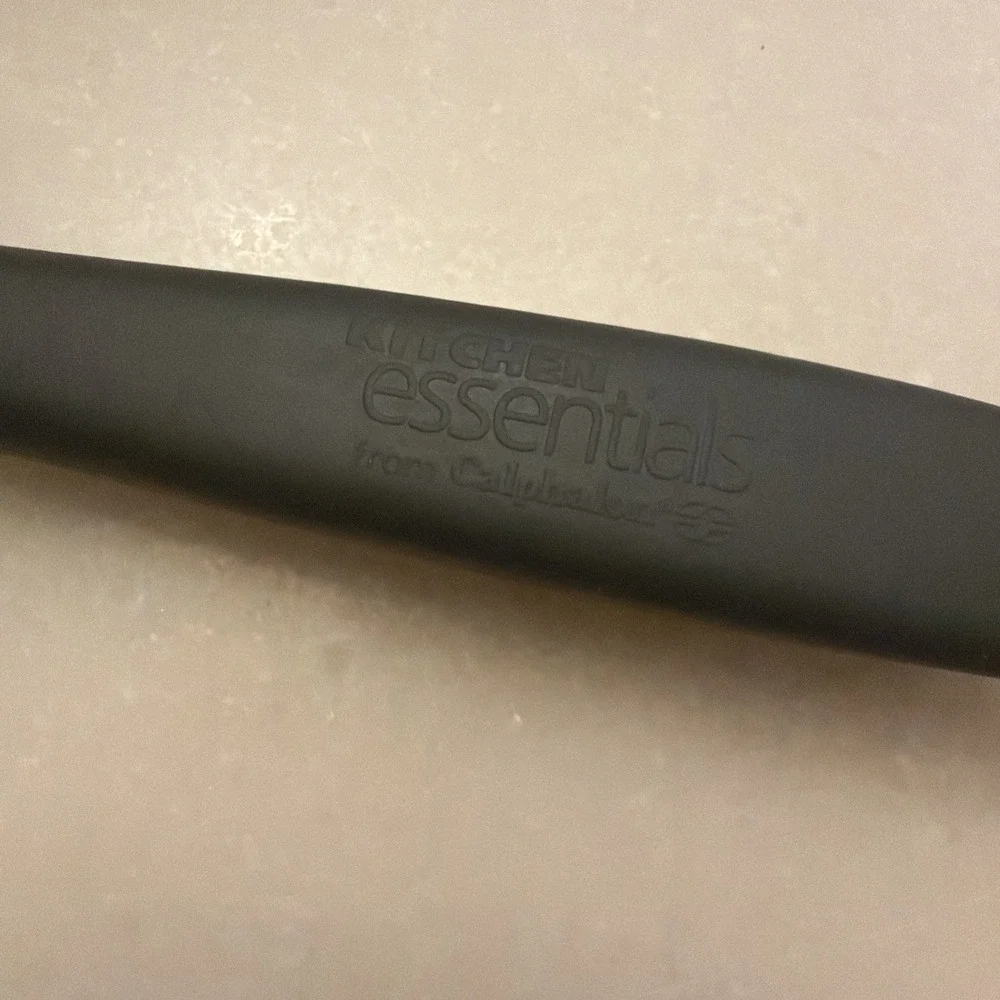 Kitchen Essentials Calphalon 4oz Nylon Ladel w/ Measurements Soft Grip Handle